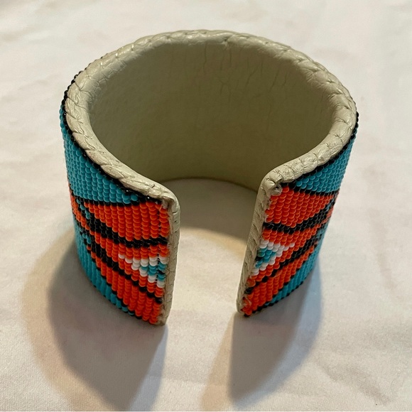 *BRAND NEW* Hand Beaded Navajo Turquoise Cuff Bracelet - Picture 3 of 5
